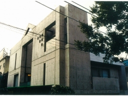 20111006105739_00001